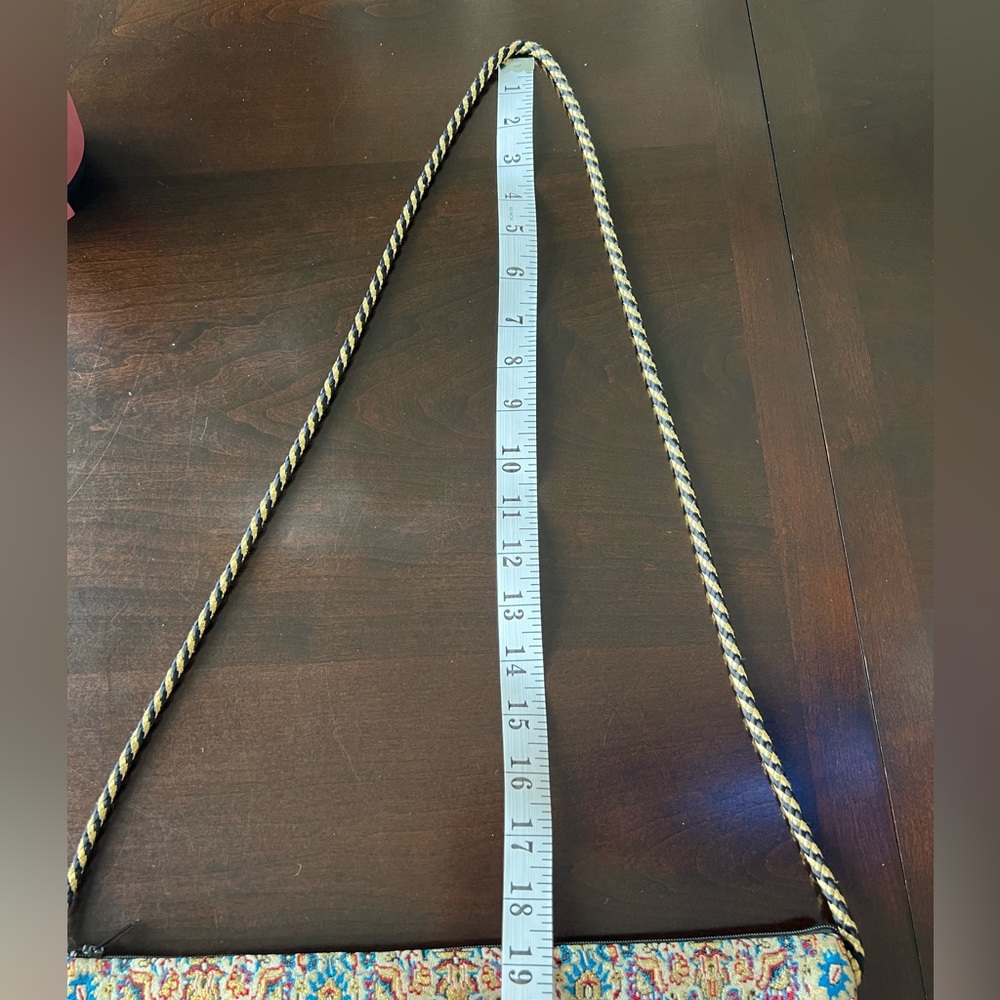 Handmade Persian-style Textured Red Gold Cross Body/Shoulder Bag with Rope Strap - Picture 10 of 11